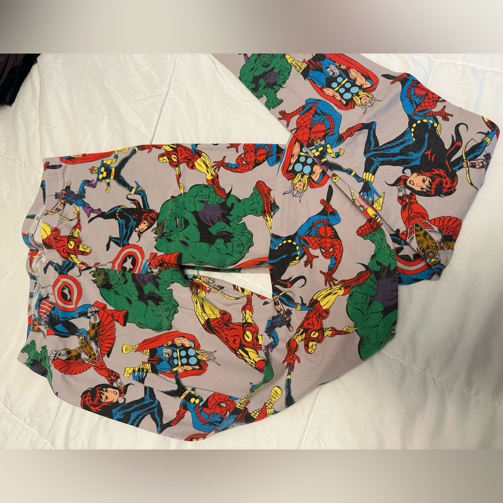 Marvel leggings size small